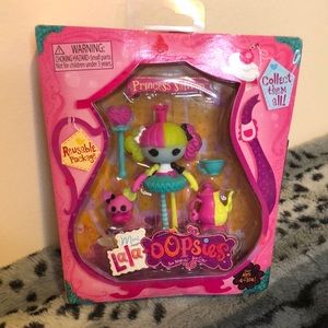 Princess Saffron Layla Oopsie Mini New